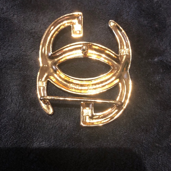 Vintage gold plated Gucci buckle - Picture 4 of 5